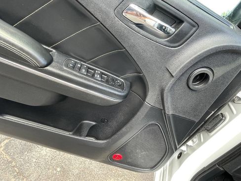 Used 2014 Dodge Charger R/T image 15