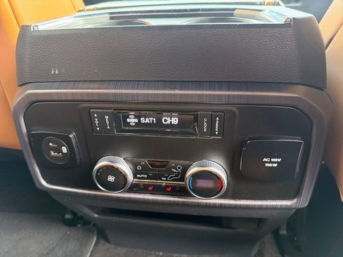 Used 2023 Ford Expedition Max Platinum image 16