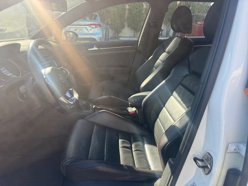 Used 2016 Volkswagen GTI Autobahn w/ Lighting Package (SEL) FWD image 24