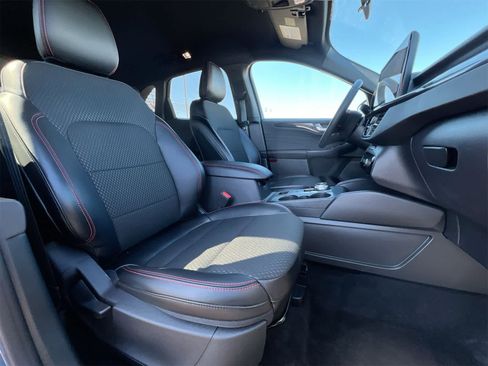 Used 2024 Ford Escape ST-Line w/ Tech Pack #1 image 21