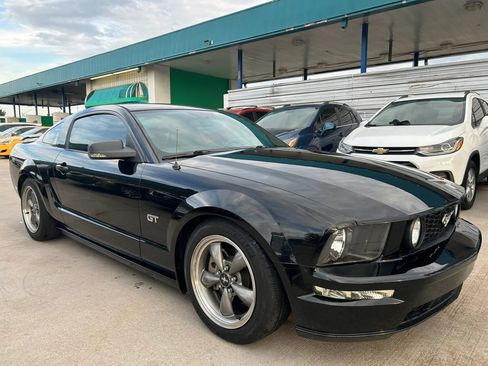 Used 2005 Ford Mustang GT Premium RWD image 7