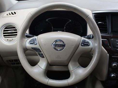Used 2015 Nissan Pathfinder SL FWD image 14