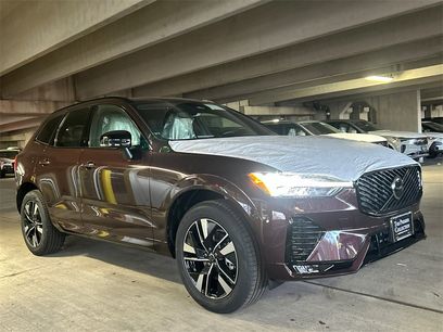 New 2026 Volvo XC60 B5 Core w/ Protection Package Premier