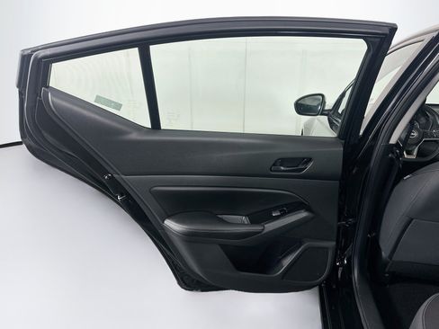 Used 2023 Nissan Altima 2.5 SV FWD image 24