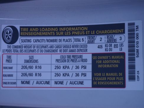 Used 2025 Volkswagen Jetta S image 40