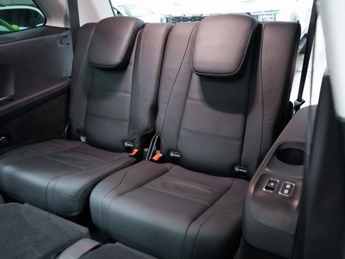 Used 2024 Mercedes-Benz GLS 450 4MATIC image 18