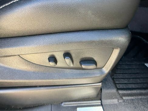 Used 2018 Chevrolet Silverado 1500 LTZ Z71 w/ Redline Edition AWD/4WD image 34