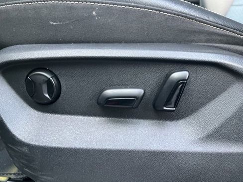 Used 2022 Volkswagen Atlas SE image 21