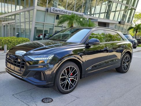 Used 2022 Audi Q8 Prestige w/ Prestige Package AWD/4WD image 4
