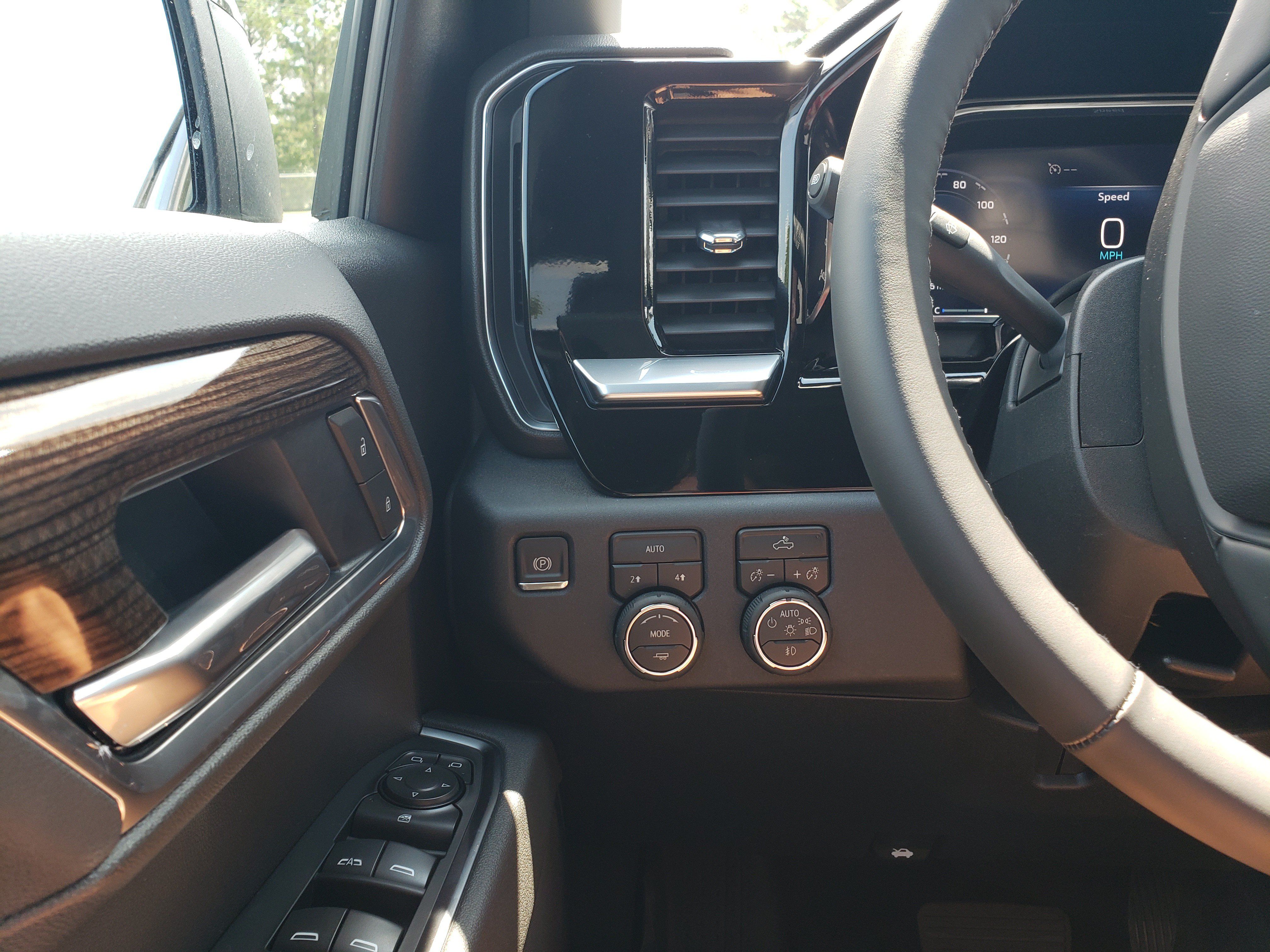 New 2026 Chevrolet Silverado 1500 RST w/ RST Select Package AWD/4WD image 12