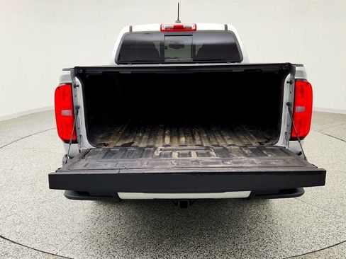 Used 2019 Chevrolet Colorado Z71 AWD/4WD image 19