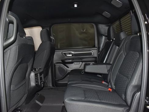 New 2026 RAM 1500 4x4 Crew Cab image 29