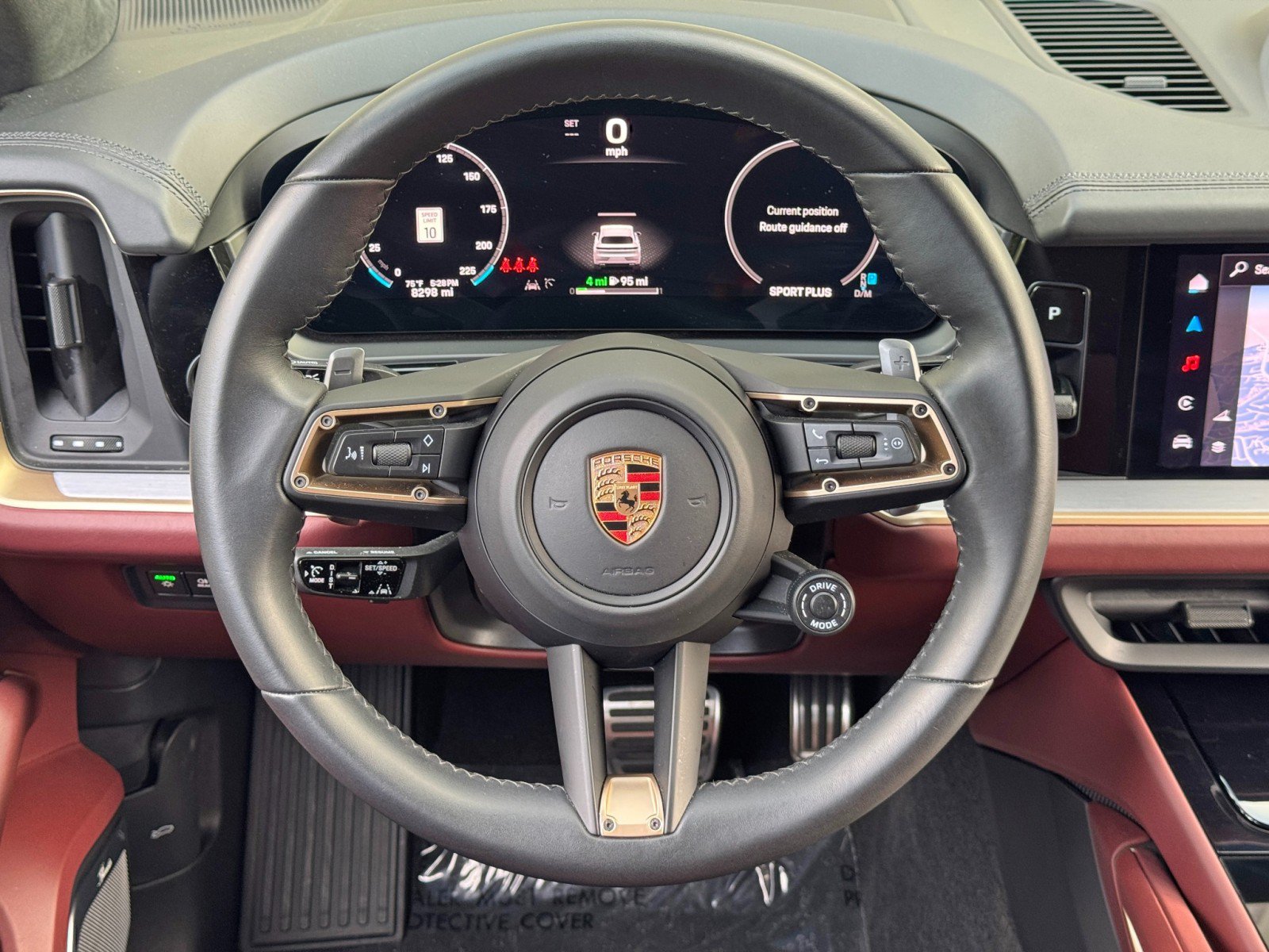 Used 2024 Porsche Cayenne Turbo AWD/4WD image 21