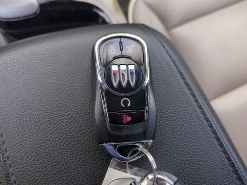 Used 2025 Buick Envista Avenir FWD image 34