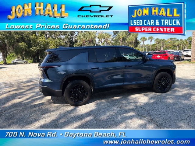Used 2024 Chevrolet Traverse LS w/ Midnight/Sport Edition AWD/4WD image 13