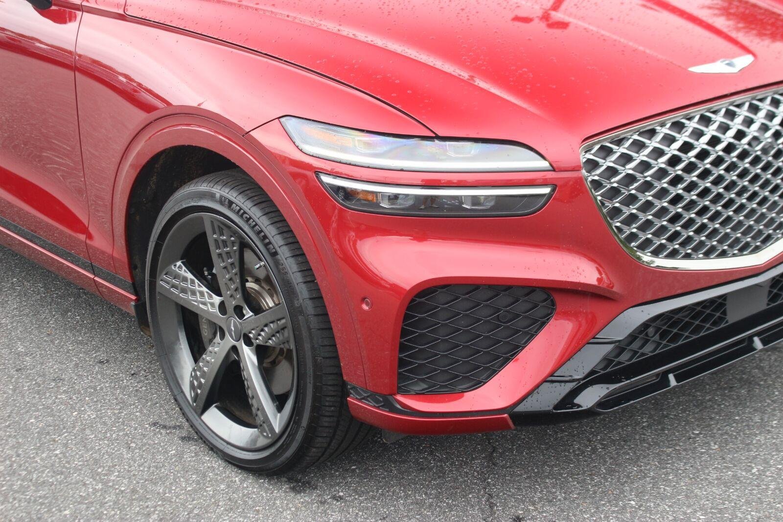 Used 2024 Genesis GV70 3.5T Sport w/ Sport Advanced Package AWD/4WD image 9