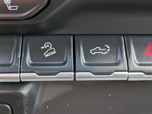 Used 2021 Chevrolet Silverado 1500 LT Trail Boss image 33