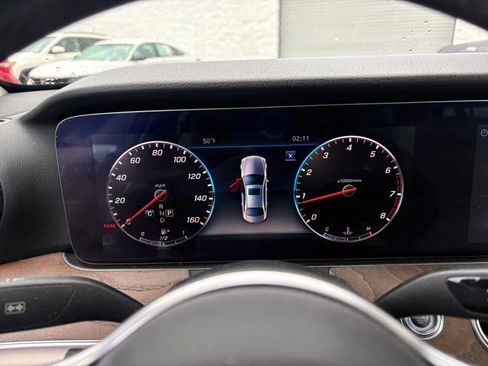 Used 2020 Mercedes-Benz E 350 4MATIC Sedan image 12