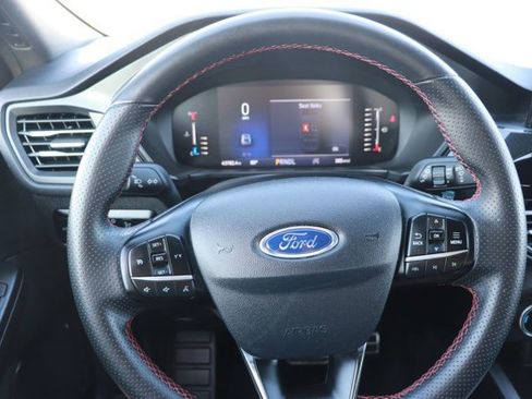Used 2024 Ford Escape ST-Line image 16