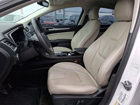 Used 2016 Ford Fusion Titanium image 17