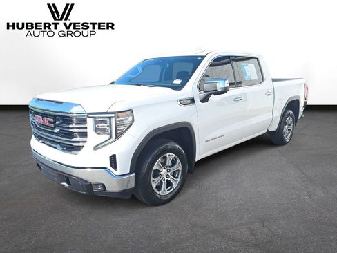 Used 2025 GMC Sierra 1500 SLT RWD image 2