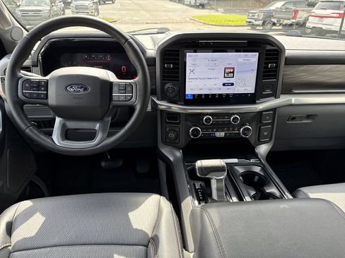 Used 2025 Ford F150 Lariat w/ Equipment Group 501A Mid AWD/4WD image 21