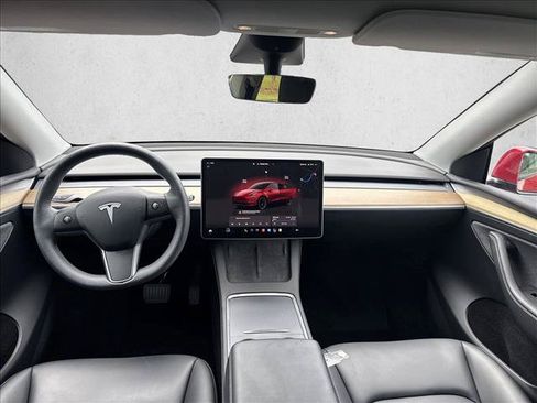 Used 2023 Tesla Model Y Long Range AWD/4WD image 24