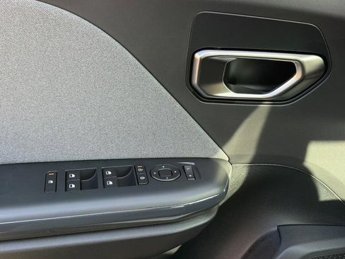 New 2025 Kia K4 EX FWD image 17