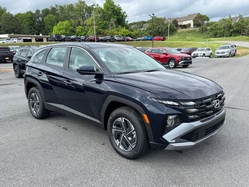 New 2026 Hyundai Tucson Blue SE AWD/4WD image 2