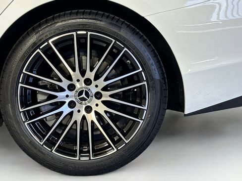 Used 2023 Mercedes-Benz C 300 Sedan image 29
