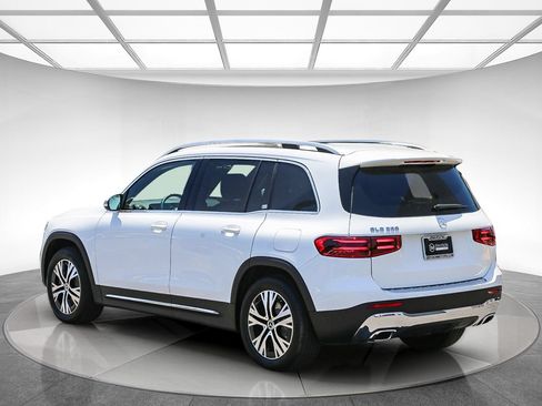 Certified 2026 Mercedes-Benz GLB 250 image 2