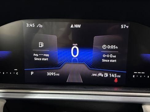 Used 2025 Volkswagen Taos SE image 20