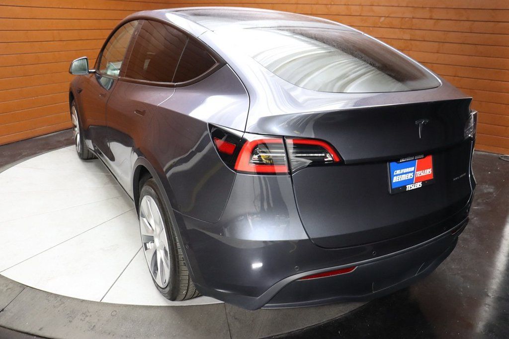 Used 2020 Tesla Model Y Long Range AWD/4WD image 11