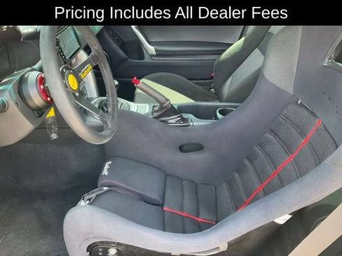 Used 2017 Toyota 86 RWD image 5