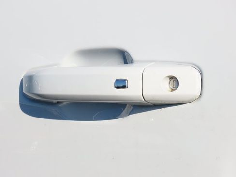 Used 2026 GMC Sierra 2500 AT4X image 23