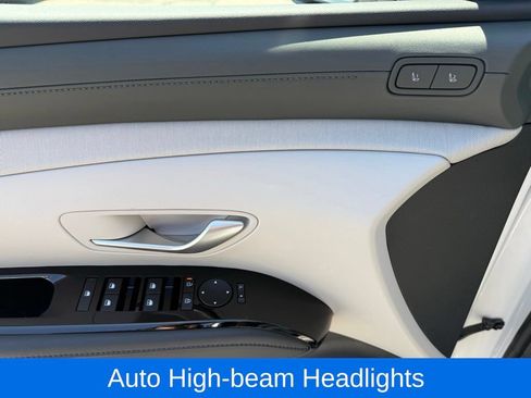 Used 2026 Hyundai Tucson Limited AWD/4WD image 18