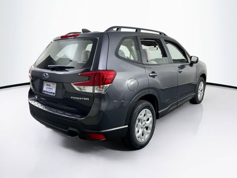 Used 2022 Subaru Forester image 5
