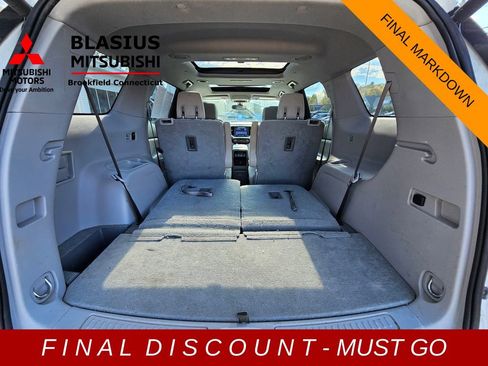 Used 2017 GMC Acadia SLE image 34