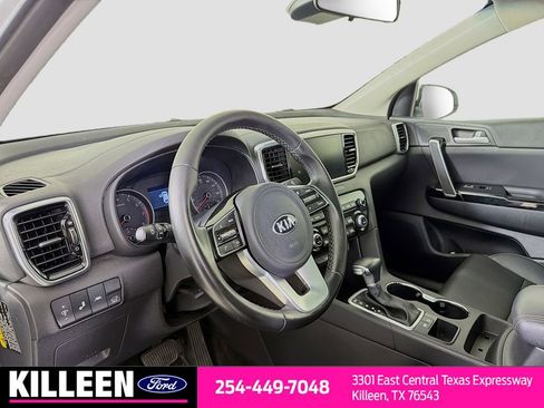 Used 2022 Kia Sportage EX FWD image 10