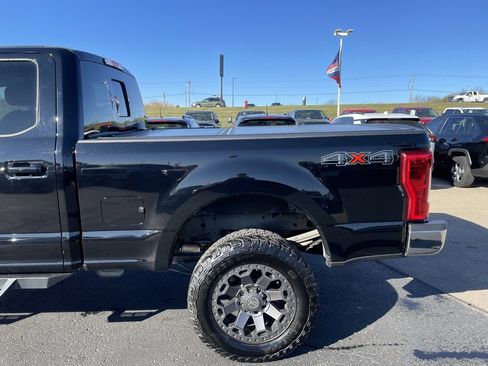Used 2017 Ford F250 Lariat w/ Snow Plow Prep Package image 37