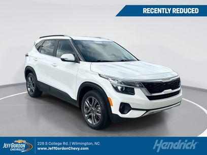 Used 2023 Kia Seltos S w/ Navigation Package