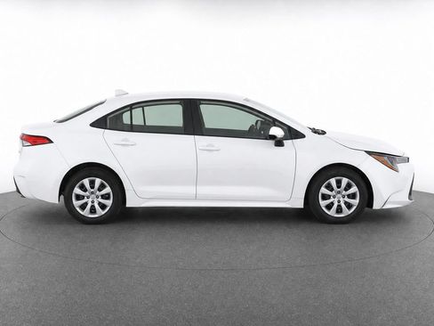 Certified 2023 Toyota Corolla LE w/ Carpet Mat Package (TMS) FWD image 6