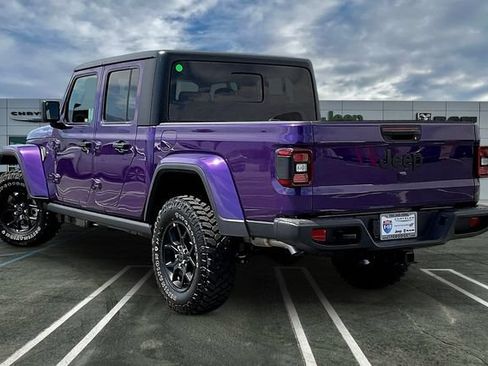 New 2026 Jeep Gladiator Sport AWD/4WD image 2
