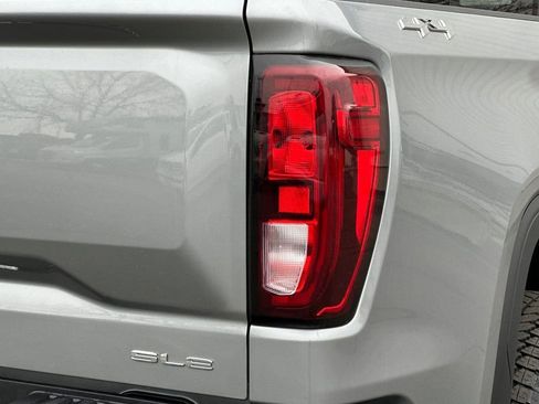 New 2026 GMC Sierra 1500 SLE w/ Preferred Package AWD/4WD image 7