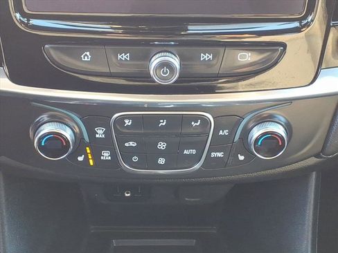 Certified 2023 Chevrolet Traverse LT image 12