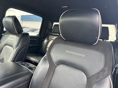Used 2025 RAM 1500 Laramie AWD/4WD image 17