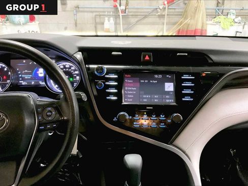 Used 2020 Toyota Camry LE w/ Cold Weather Package image 7