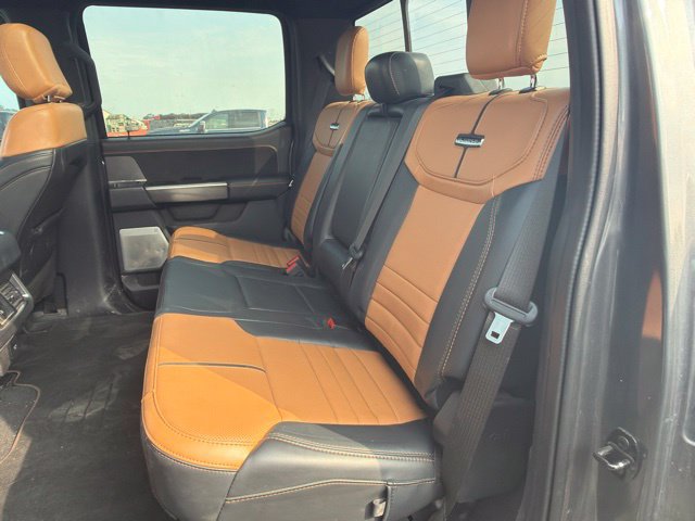 Used 2023 Ford F350 Platinum AWD/4WD image 6