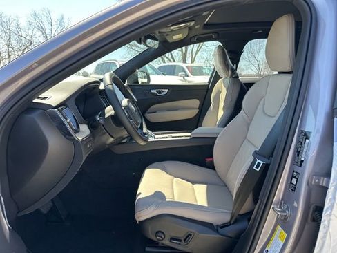 New 2026 Volvo XC60 T8 Plus w/ Protection Package Premier AWD/4WD image 15