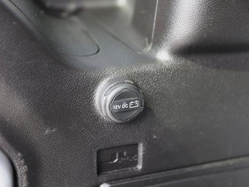 Used 2024 Jeep Wrangler Sport S image 17